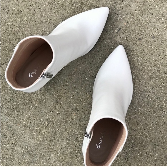3 Left! Qupid Signal White Block Heel Grip Sole Festival Bootie 6 - Picture 6 of 6